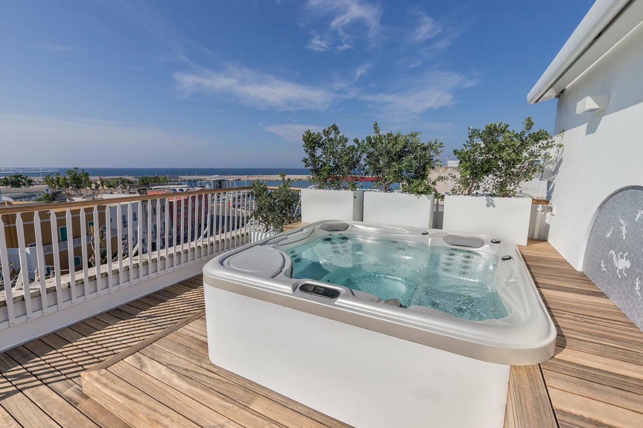 Attico Sul Porto Antico Apartment Монополи Екстериор снимка